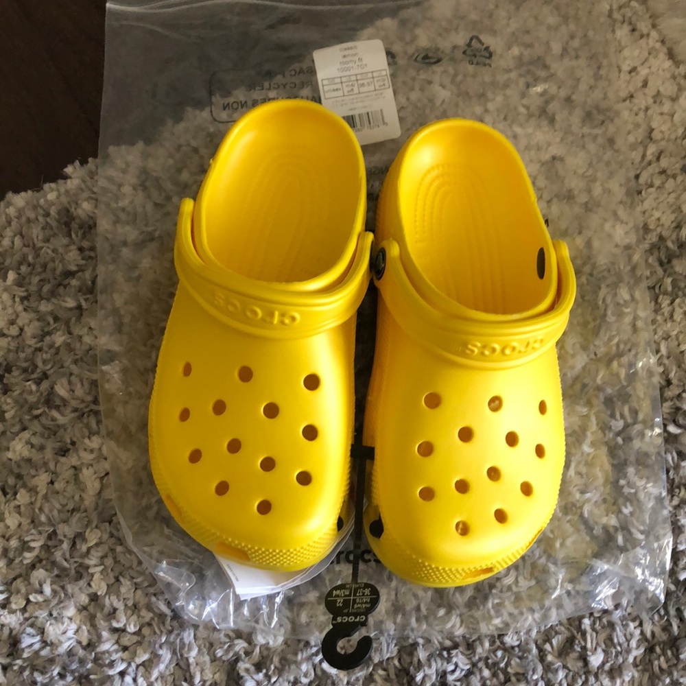 Yellow brand new crocs